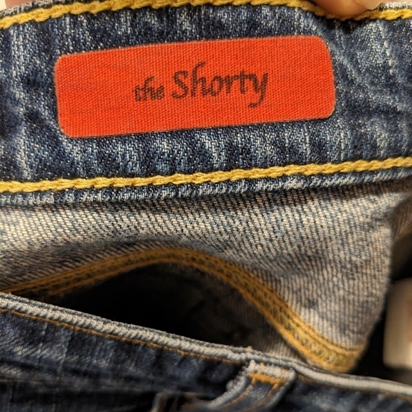 AG Adriana Goldschmied the Shorty cropped cuffed jeans - Picture 12 of 13